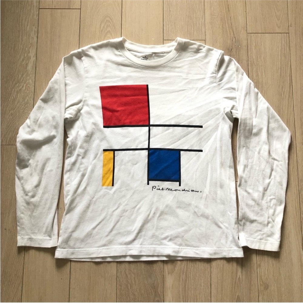 Piet Mondrian Uniqlo shirt